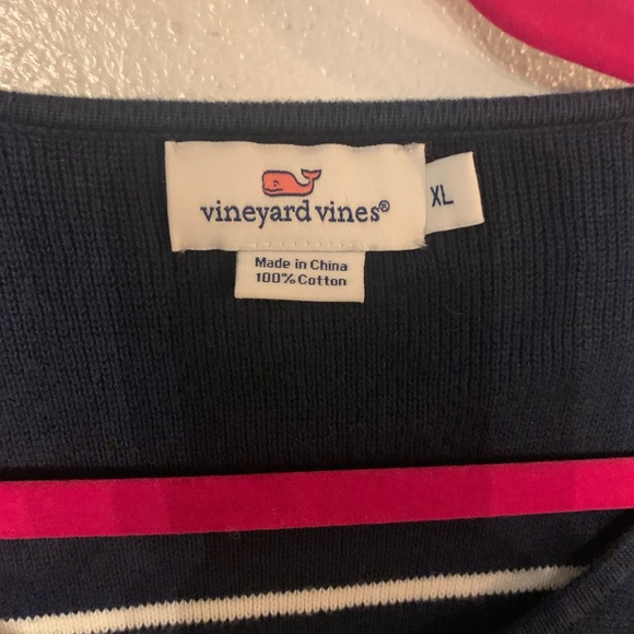 Vineyard Vines sweater - Picture 2 of 4